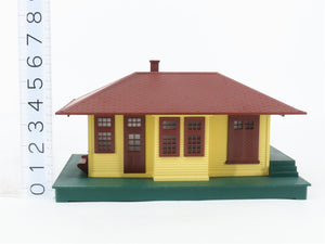 O/O27 Scale Lionel 6-12728 Illuminated Passenger & Freight Station