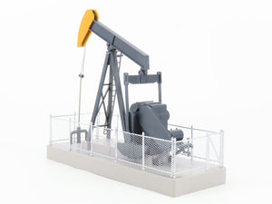 O/O27 Scale Walthers 933-2705 Operating Oil Pump