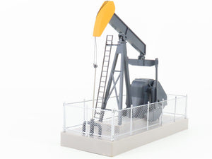 O/O27 Scale Walthers 933-2705 Operating Oil Pump