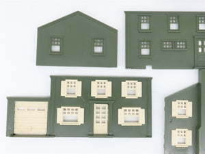 O Scale Bachmann 45622 Two Story House Building Kit