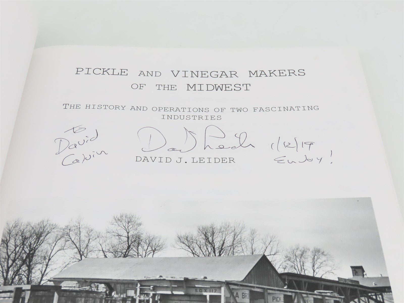 Pickle & Vinegar Makers of the Midwest by David J. Leider Â©2015