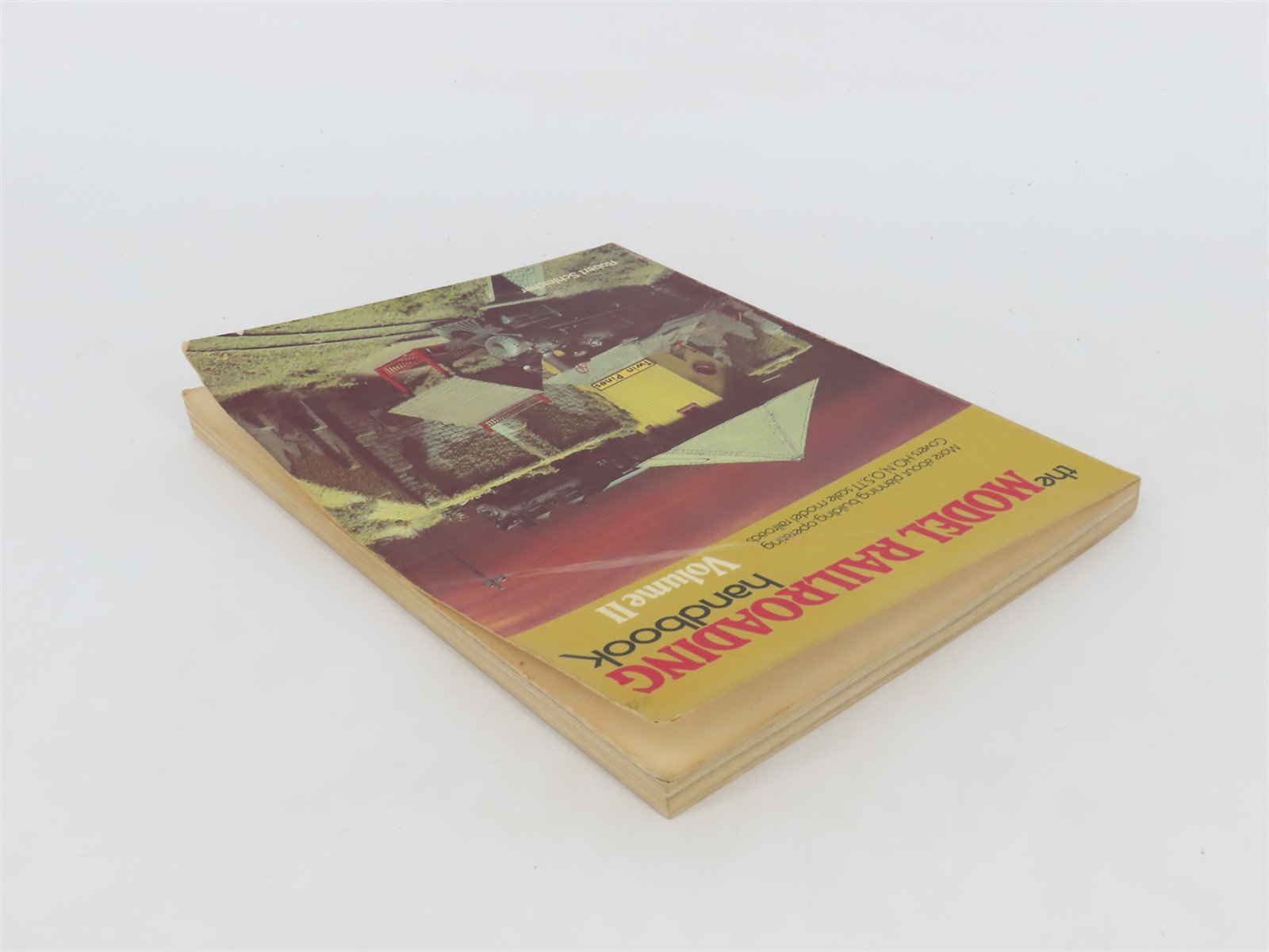 Model Railroading Handbook Vol. II by Robert Schleicher Â©1978