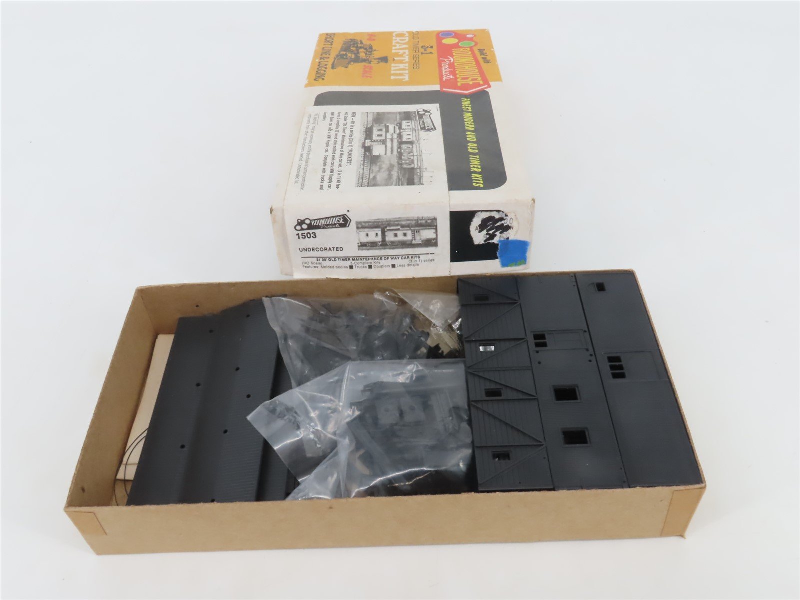 HO Roundhouse 3-1 Kit 1503 Undecorated Old Timer Maintenance of Way Work Cars