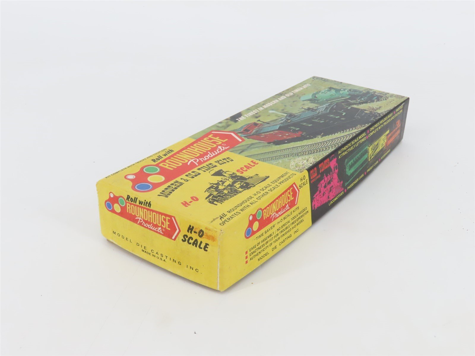 HO Scale Roundhouse Kit KCS Kansas City Southern Bulkhead Flat Car #605964