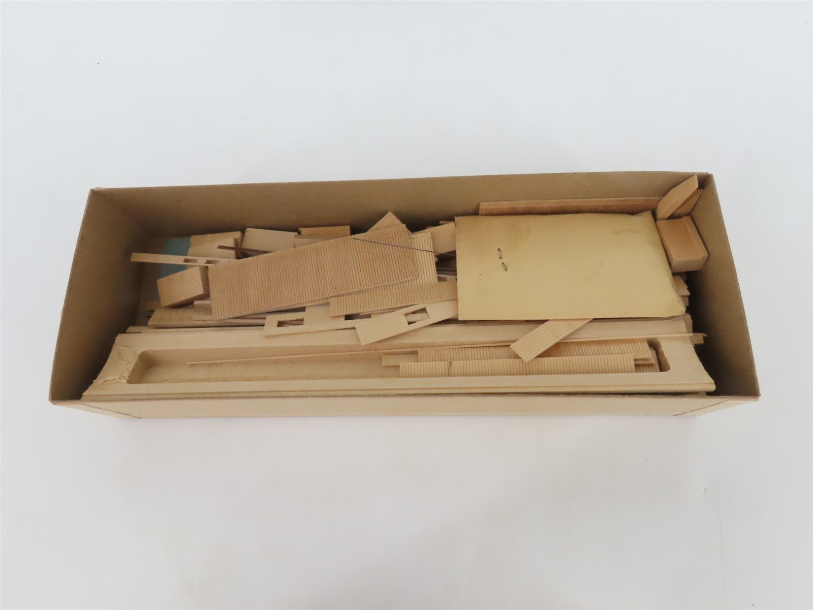 HO Scale Ambroid Kit K-8 Open Clerestory Series Three In One Wood Passenger Cars