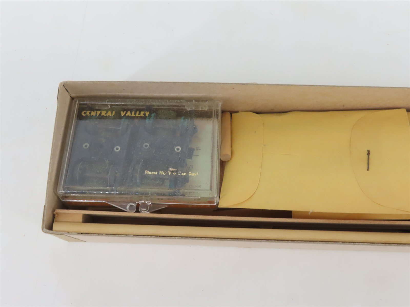 HO Scale LaBelle Wood Kit HO-1 Unpainted 1905 Coach Passenger Car