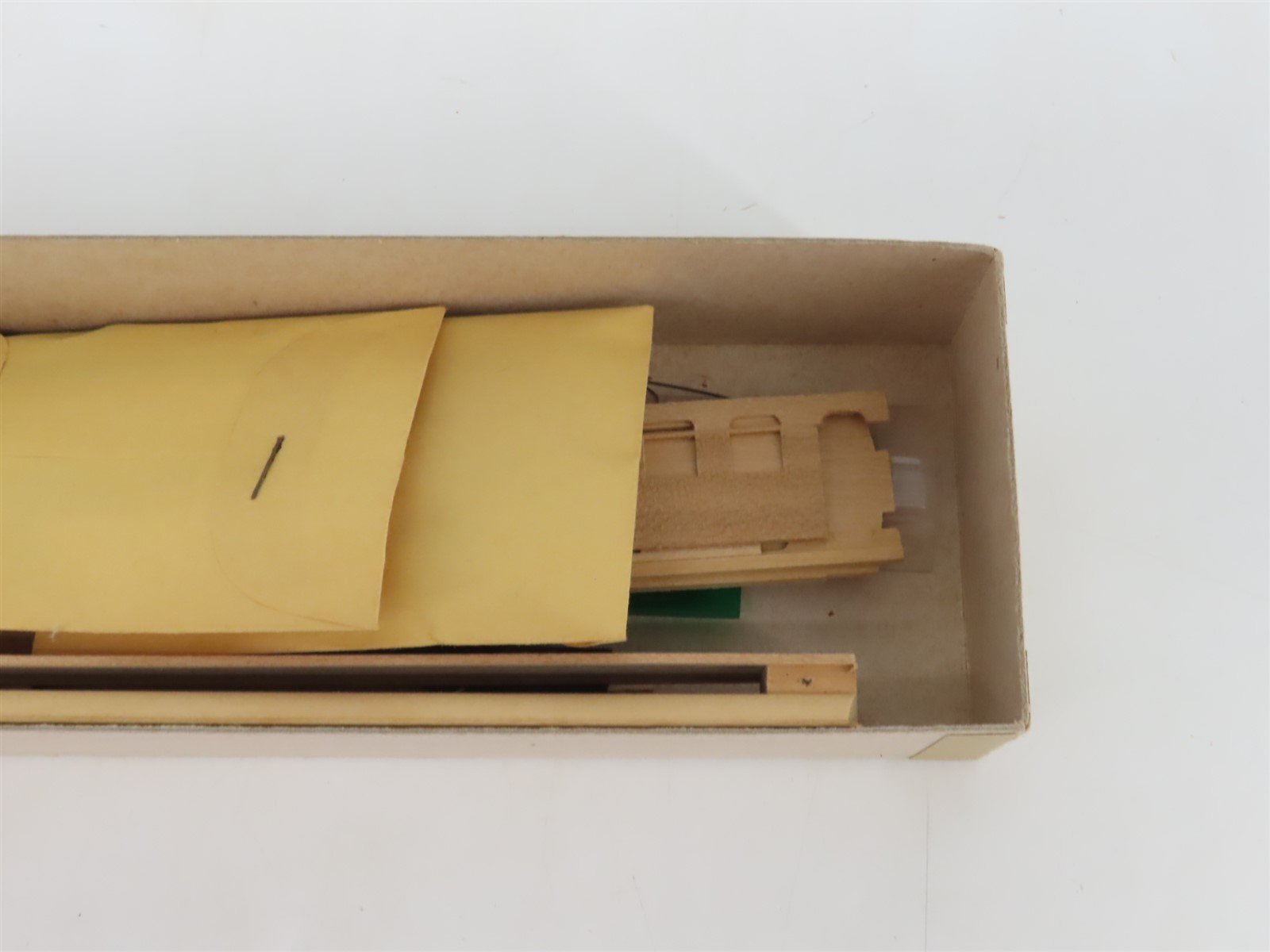 HO Scale LaBelle Wood Kit HO-1 Unpainted 1905 Coach Passenger Car