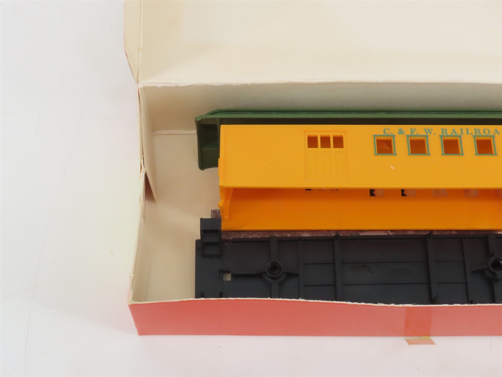 HO Scale Mantua Kit 804-36 C&FW Railroad 1890 Combine Passenger Car