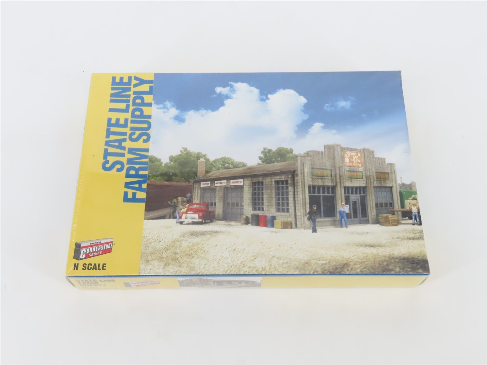 N 1/160 Scale Walthers Cornerstone Kit 933-3808 State Line Farm Supply - Sealed