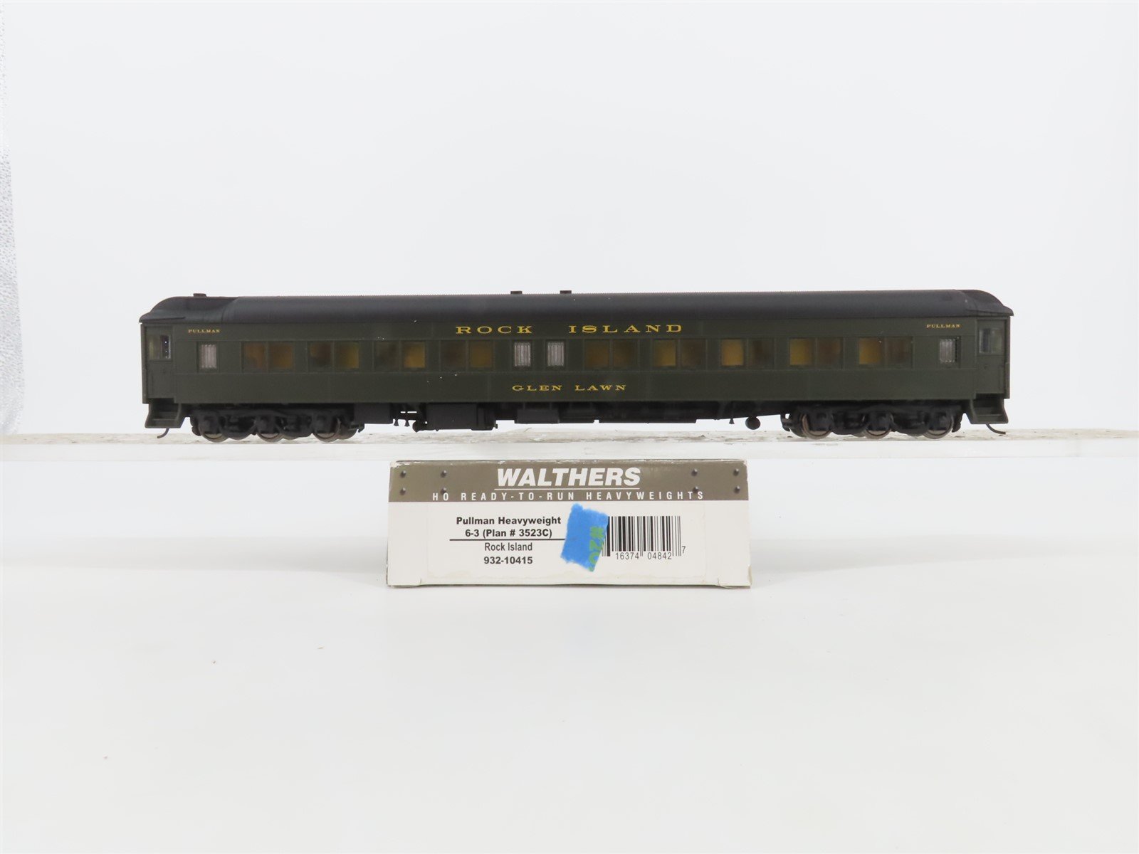 HO Walthers 932-10415 RI Rock Island Pullman Heavyweight Passenger 