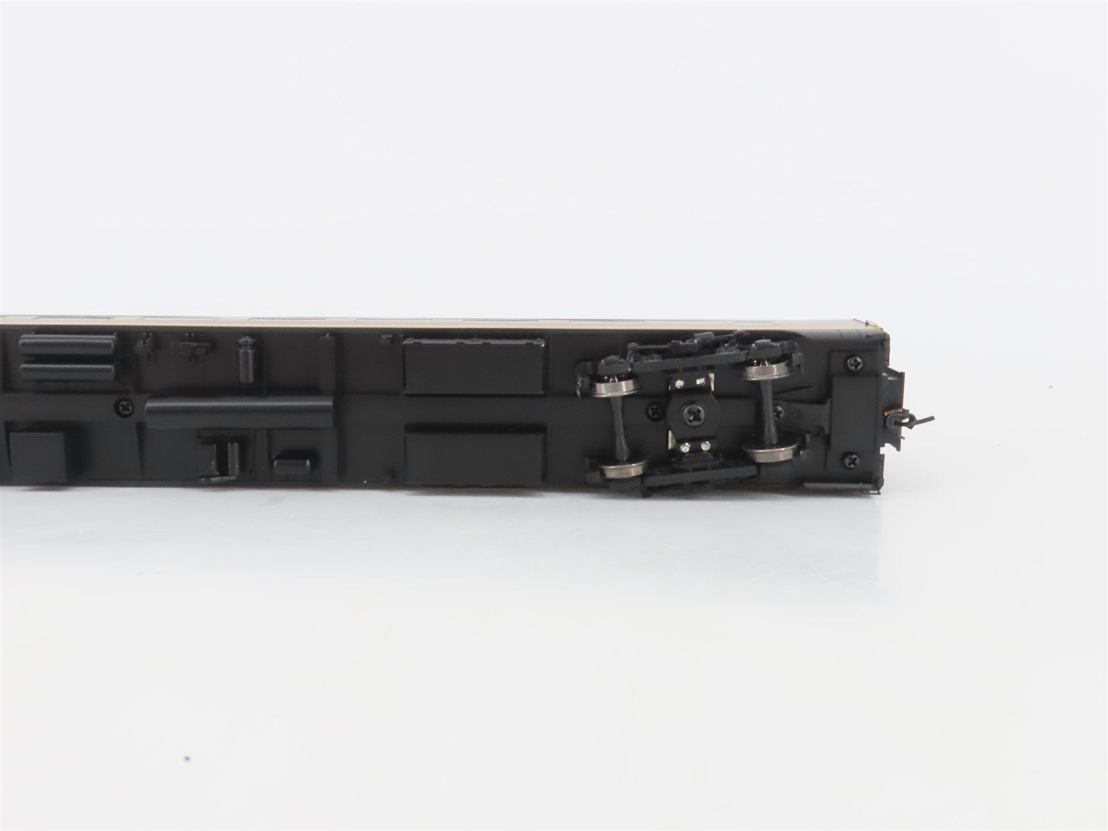 HO Scale Walthers Proto 920-16603 KCS Kansas City Southern 85' Coach Passenger