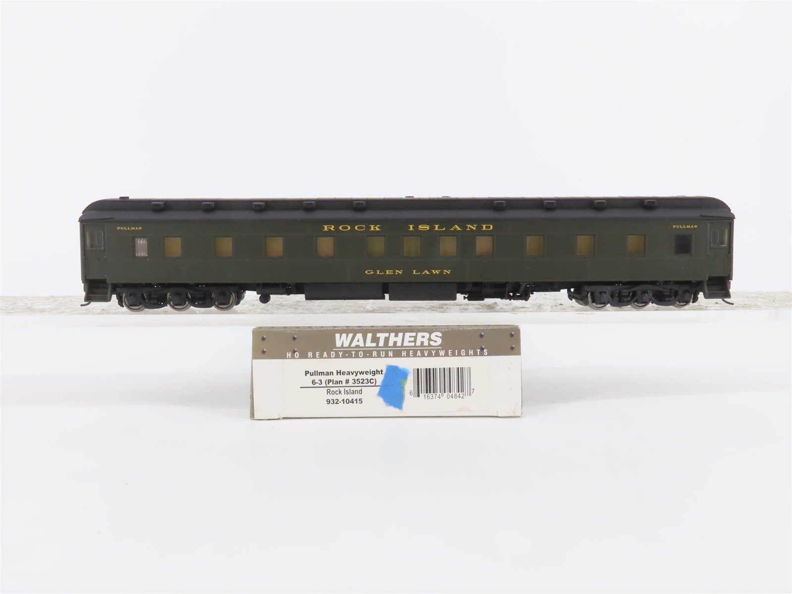 HO Walthers 932-10415 RI Rock Island Pullman Heavyweight Passenger "Glen Lawn"