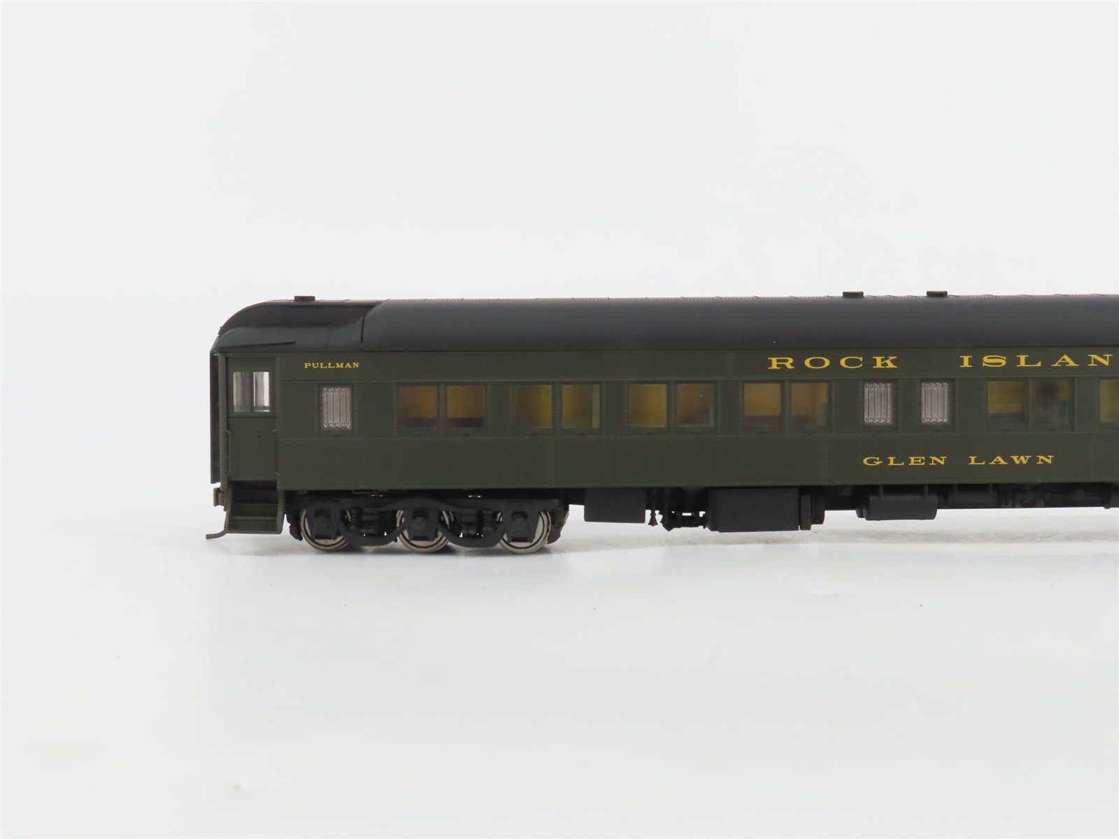 HO Walthers 932-10415 RI Rock Island Pullman Heavyweight Passenger 