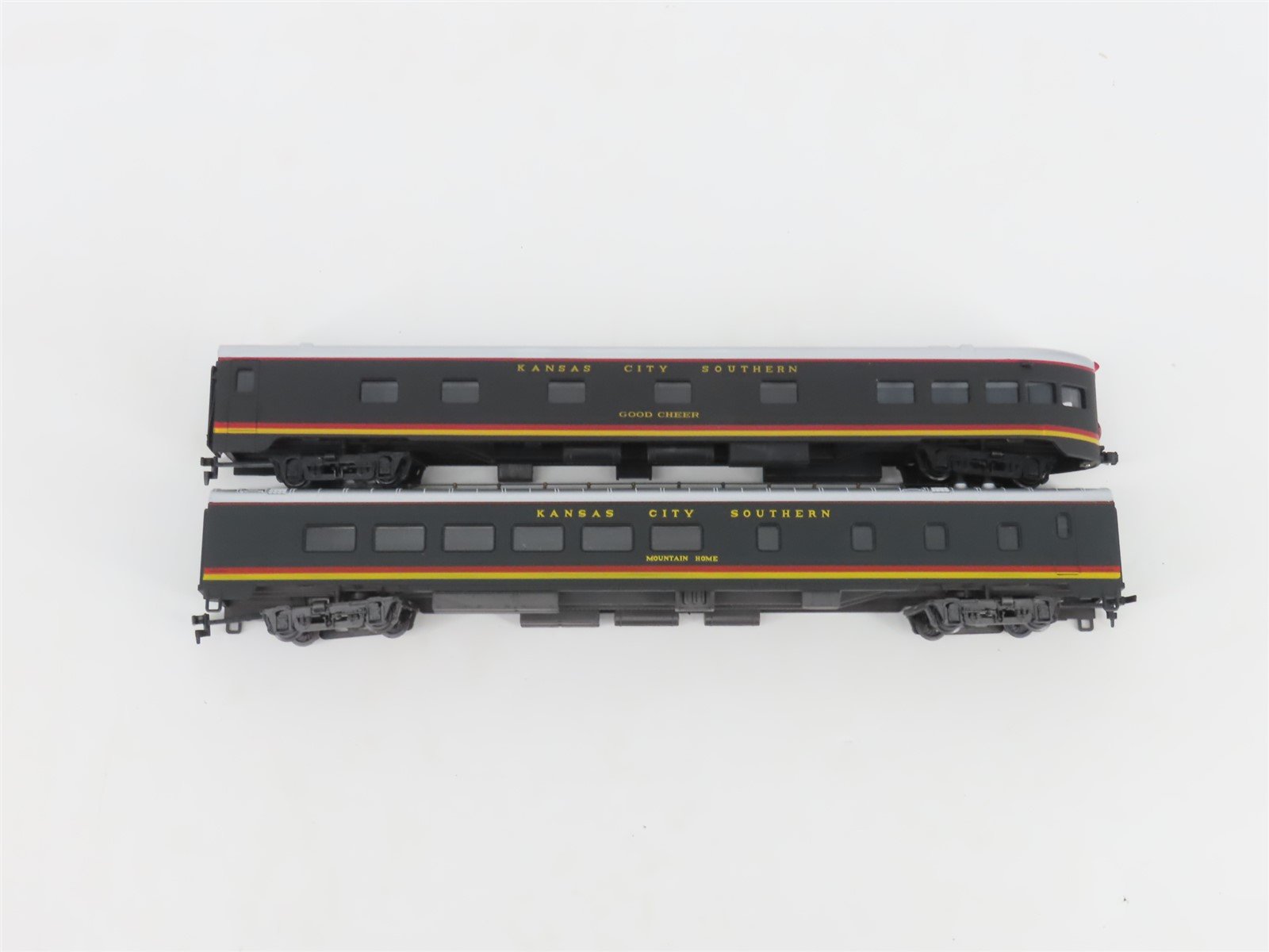 LOT of 8 HO Scale IHC KCS Kansas City Southern Railway Assorted Passenger Cars