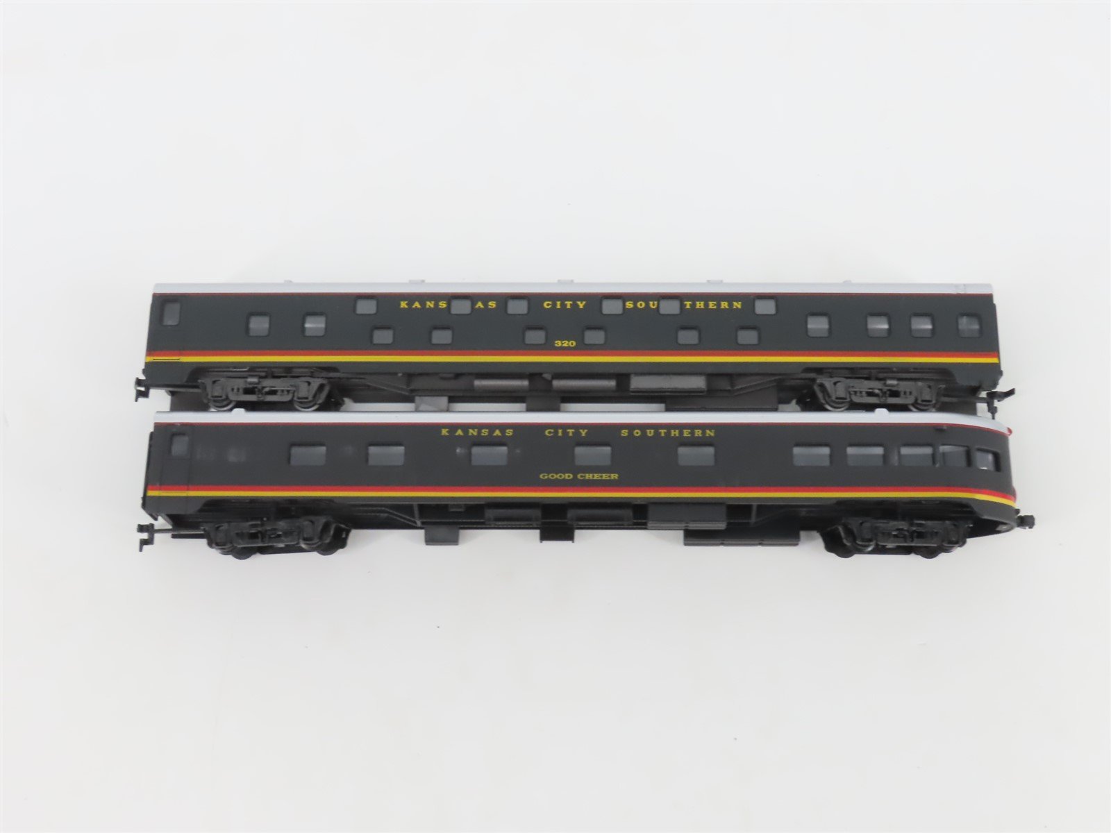 LOT of 8 HO Scale IHC KCS Kansas City Southern Railway Assorted Passenger Cars