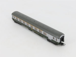 HO Scale Lima 9312 SNCF French Railway 1st Class Passenger Car