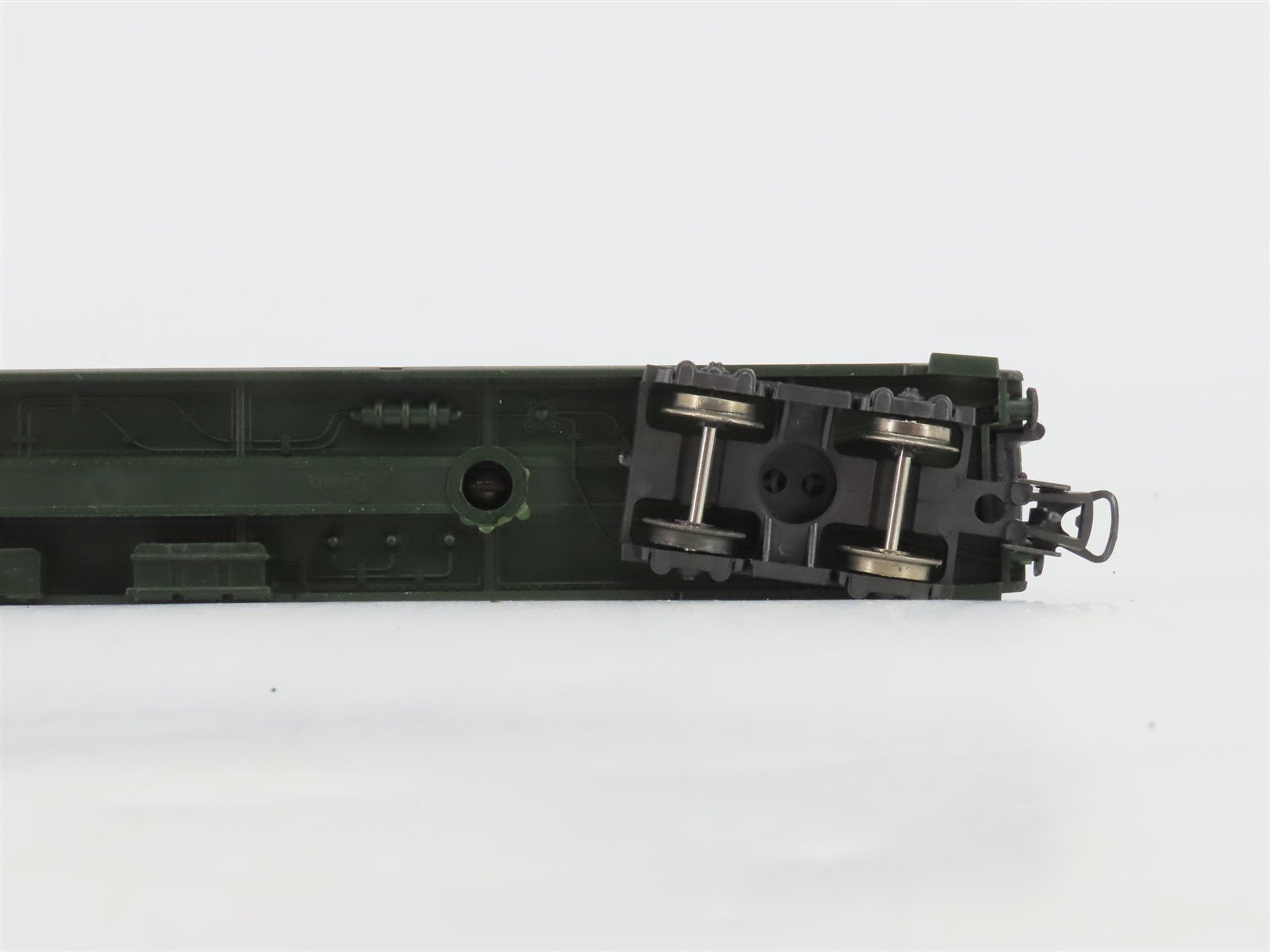 HO Scale Lima 9312 SNCF French Railway 1st Class Passenger Car