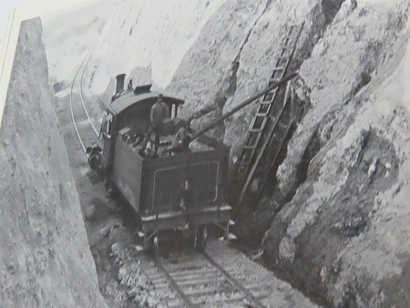 Railroads Of Nevada And Eastern California V. II: The Southern Roads by Myrick