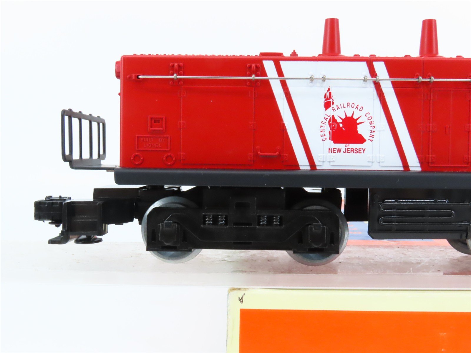 O Gauge 3-Rail Lionel 6-18933 Jersey Central NW2 Diesel Loco #8933 UNPOWERED