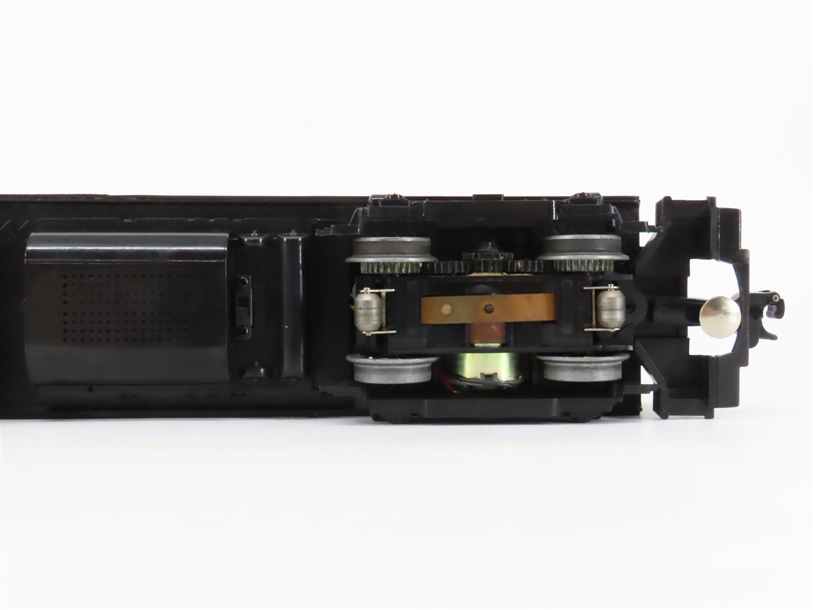 O Gauge 3-Rail Lionel 6-18804 SOO Line RS-3 Diesel Locomotive #8804