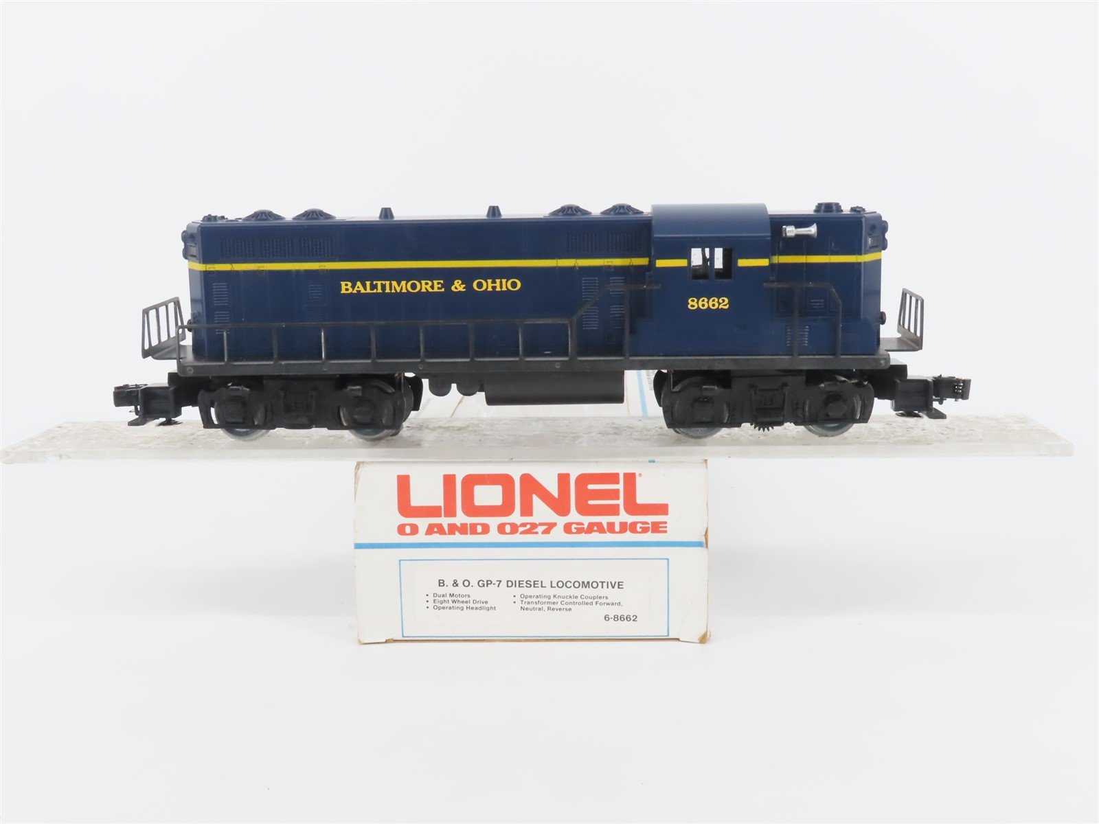 O Gauge 3-Rail Lionel 6-8862 B&O Baltimore & Ohio GP7 Diesel Locomotive #8662