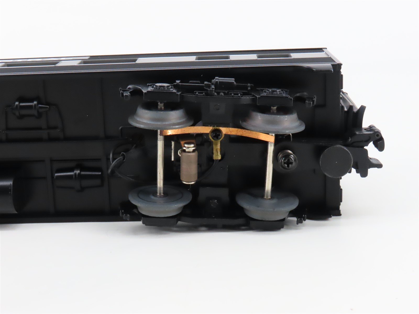 O Gauge 3-Rail Lionel 6-39056 NYC Streamliner Coach & Diner Passenger 2-Car Set