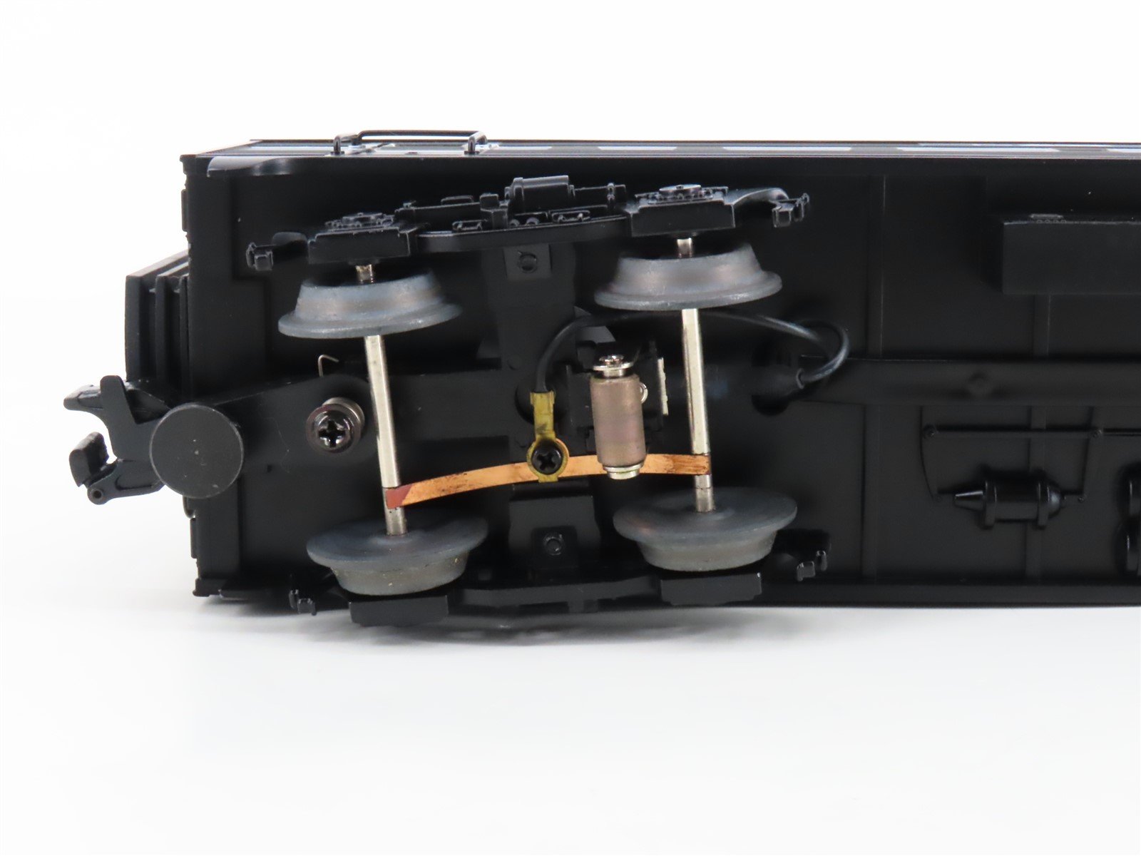 O Gauge 3-Rail Lionel 6-39056 NYC Streamliner Coach & Diner Passenger 2-Car Set