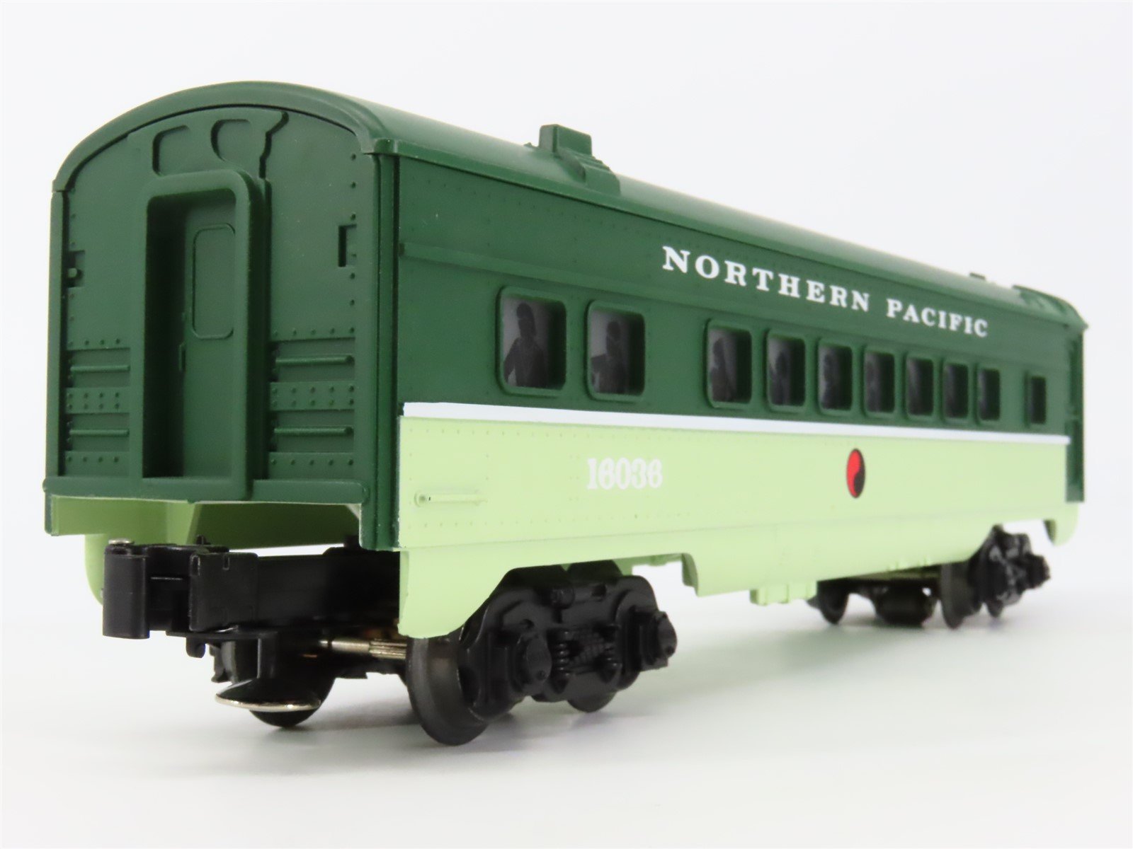 O Gauge 3-Rail Lionel 6-16036 NP Northern Pacific Coach Passenger Car #16038