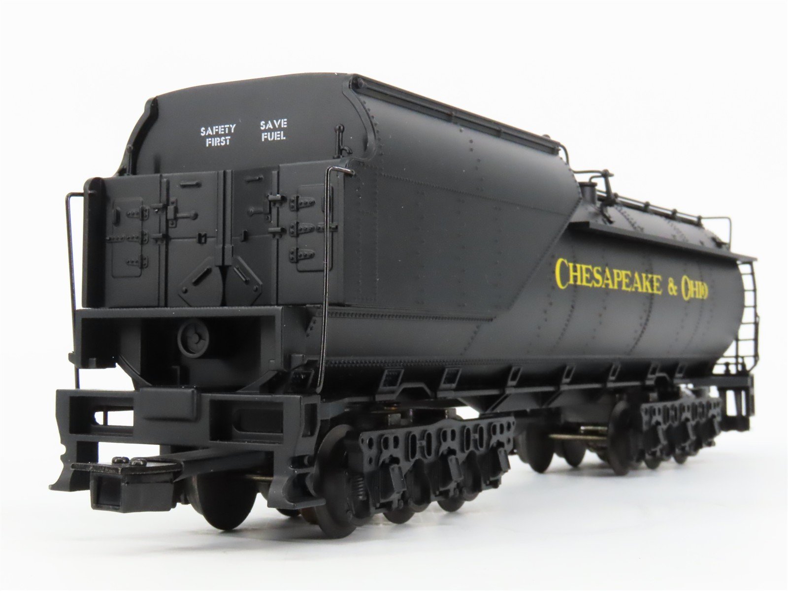 O Gauge 3-Rail Lionel 6-38058 C&O Railway 2-8-8-2 Steam Locomotive #1580