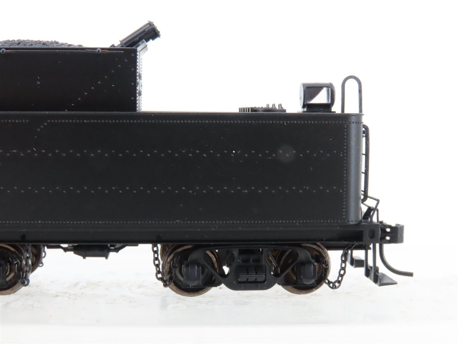 HO Scale Bachmann Unlettered 0-8-0 Steam Locomotive