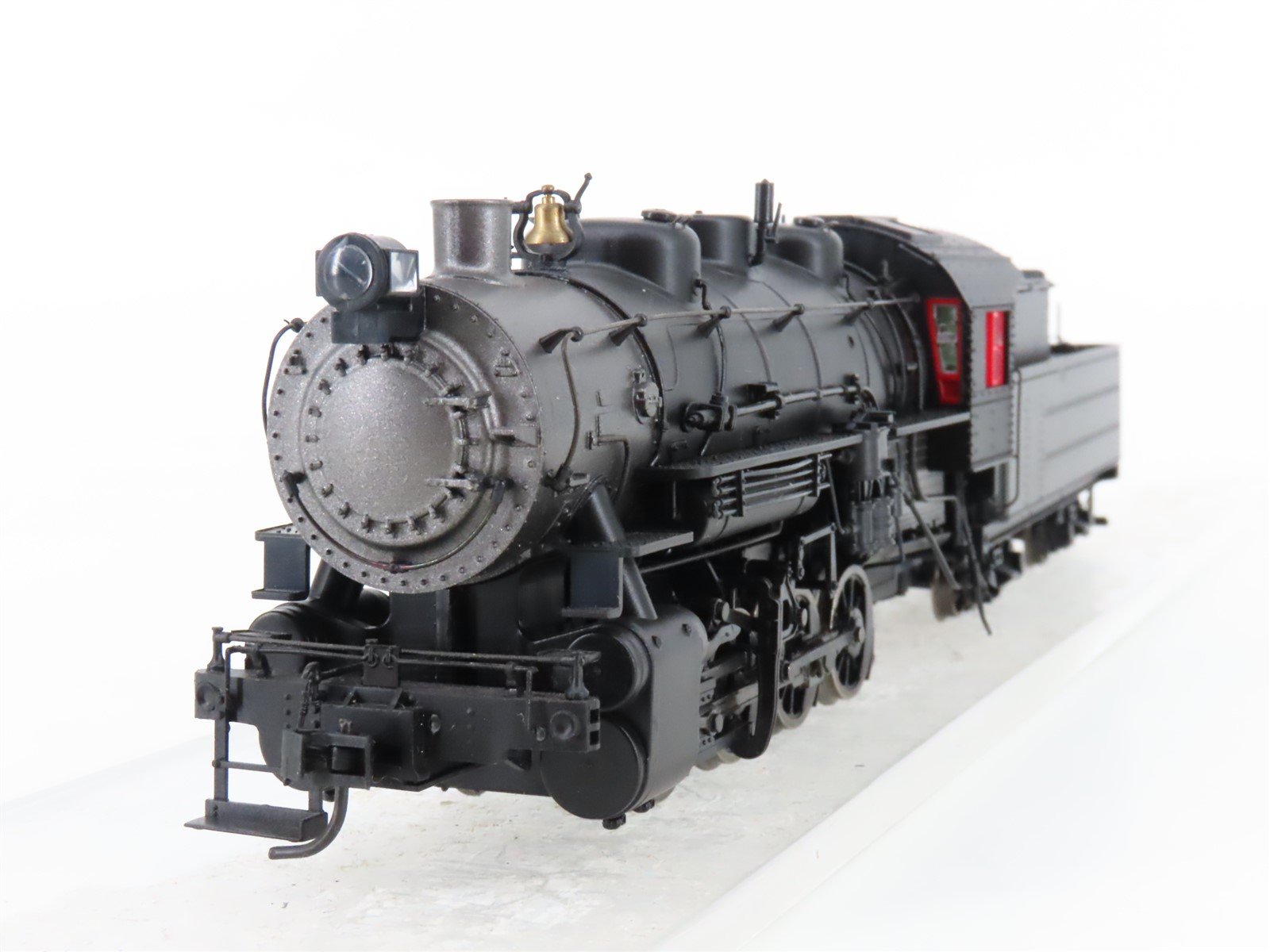 HO Scale Bachmann Unlettered 0-8-0 Steam Locomotive