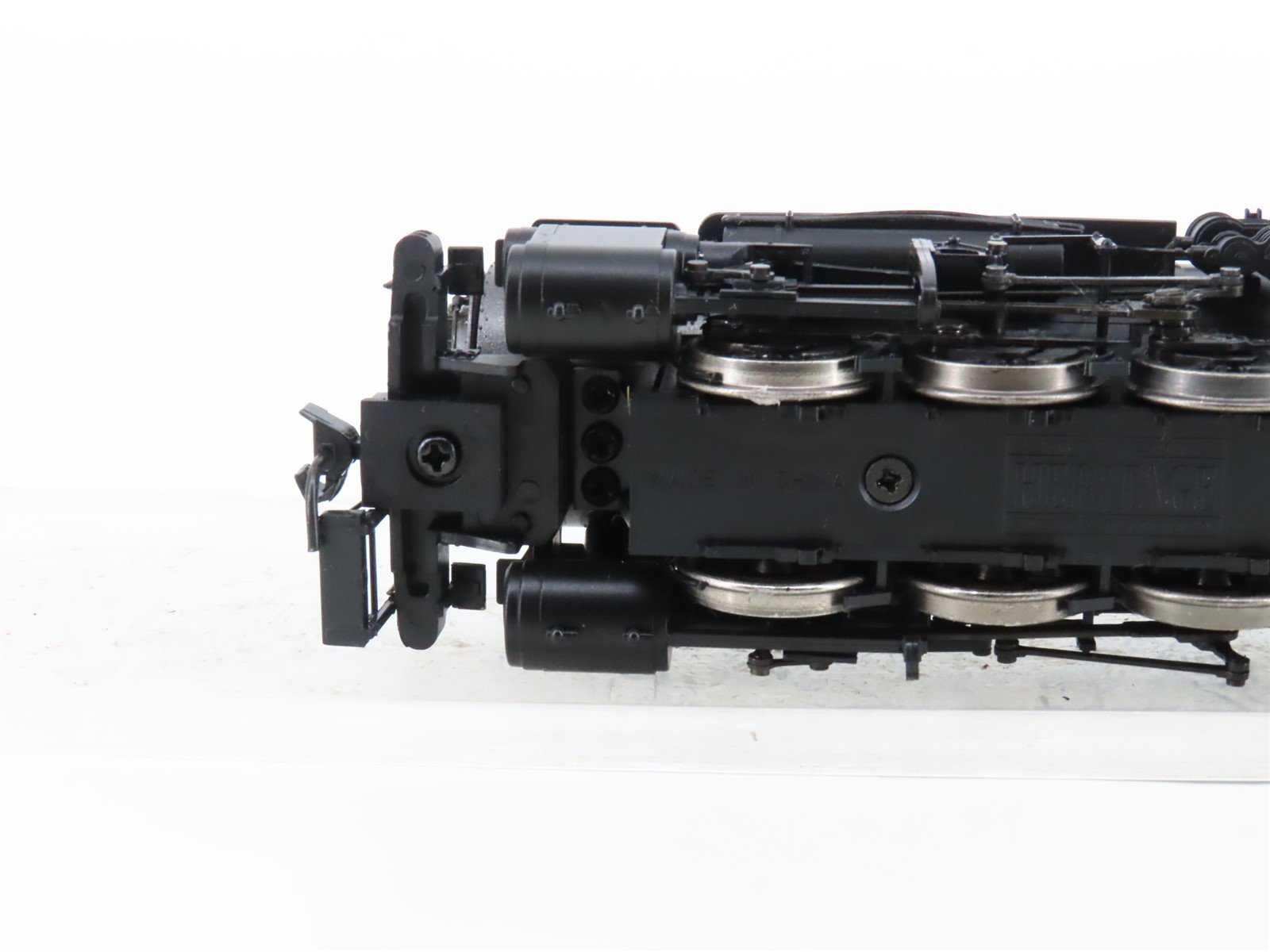 HO Scale Bachmann Unlettered 0-8-0 Steam Locomotive