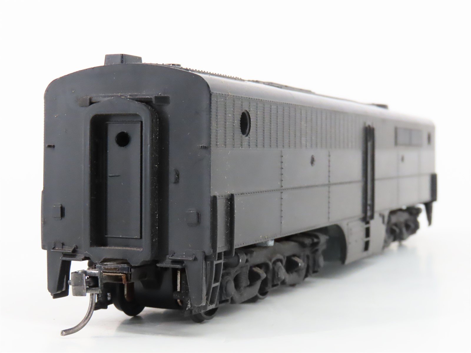 HO Scale Athearn Undecorated PB1 Diesel Locomotive UNPOWERED