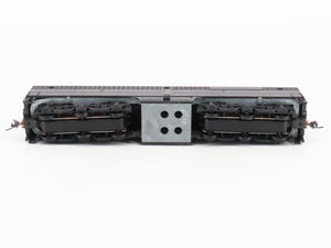 HO Scale Athearn Undecorated PB1 Diesel Locomotive UNPOWERED