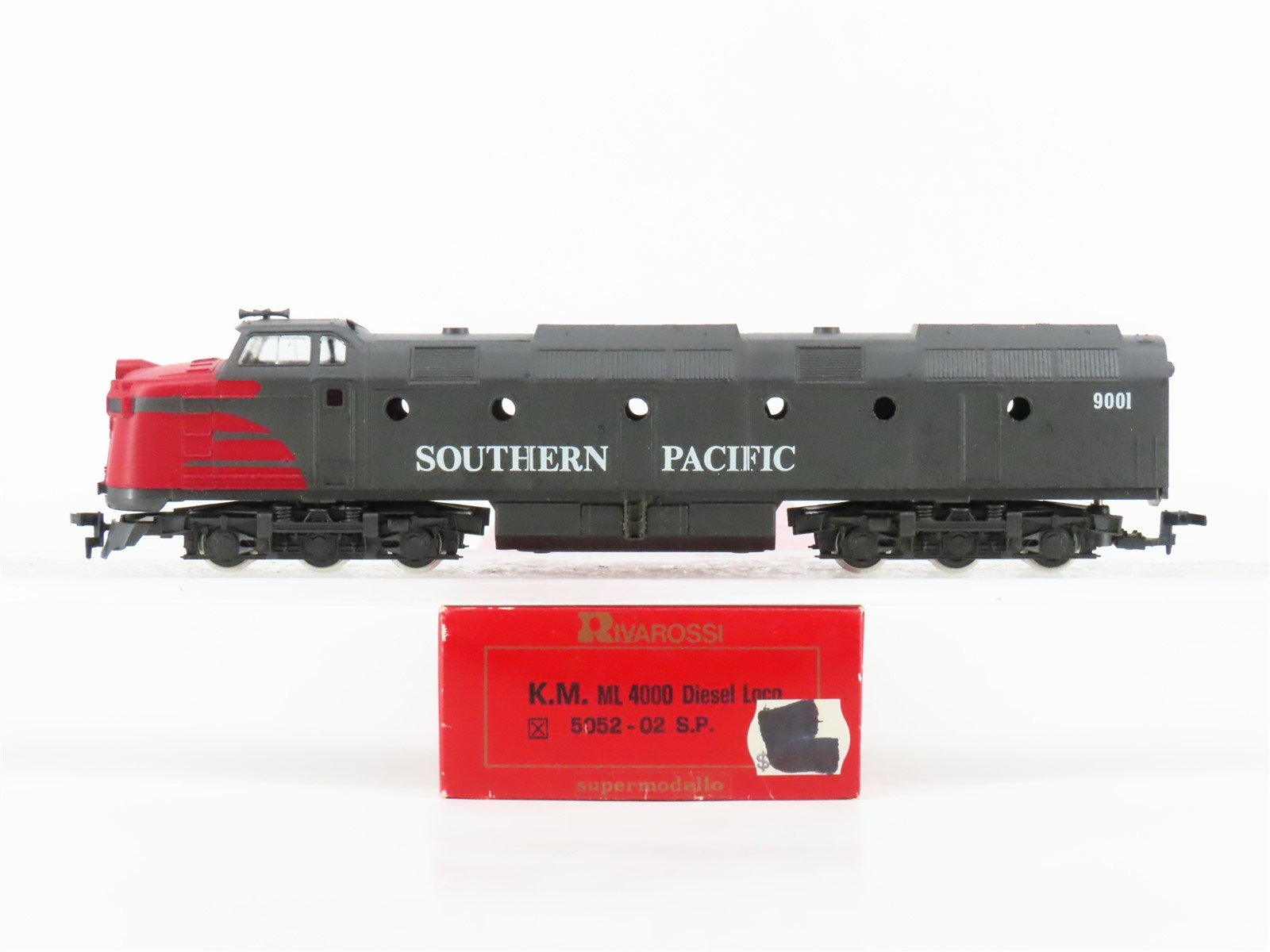 HO Scale Rivarossi 5052-02 SP Southern Pacific ML4000 Diesel Locomotive #9001