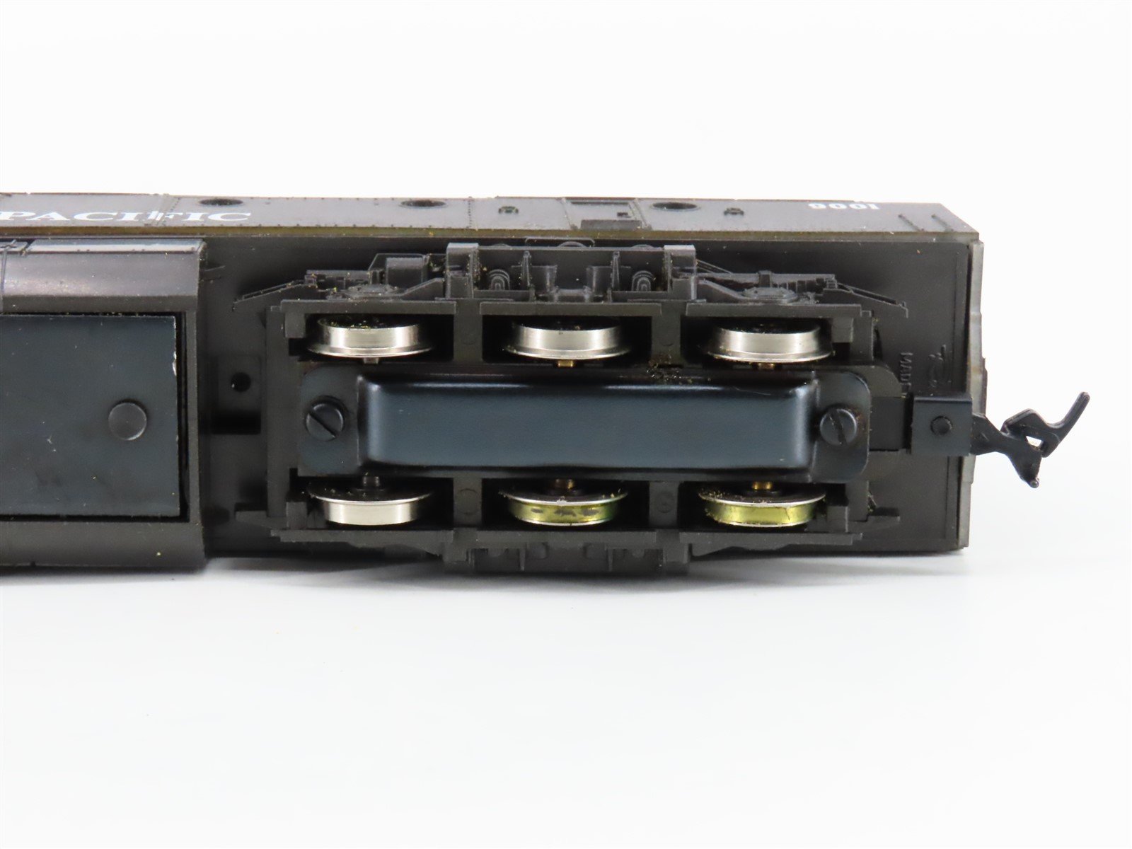 HO Scale Rivarossi 5052-02 SP Southern Pacific ML4000 Diesel Locomotive #9001