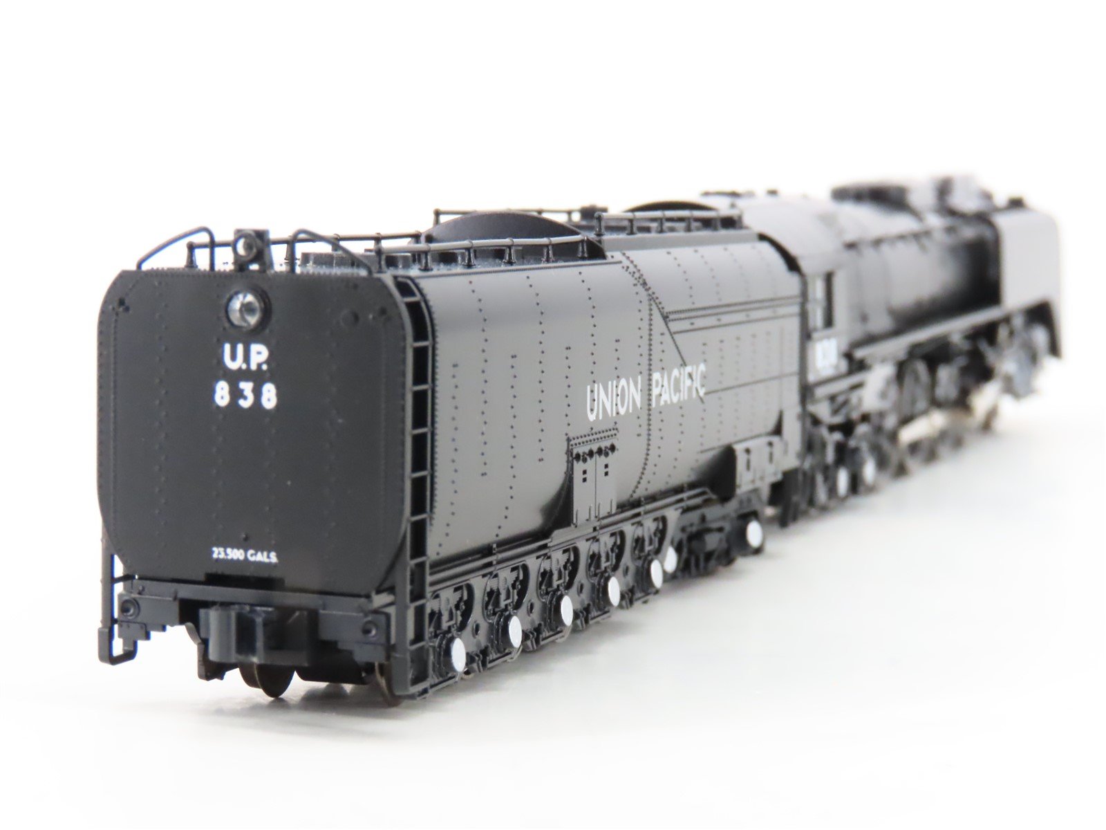 N Scale Kato 126-0402 UP Union Pacific FEF-3 4-8-4 Steam Locomotive #838