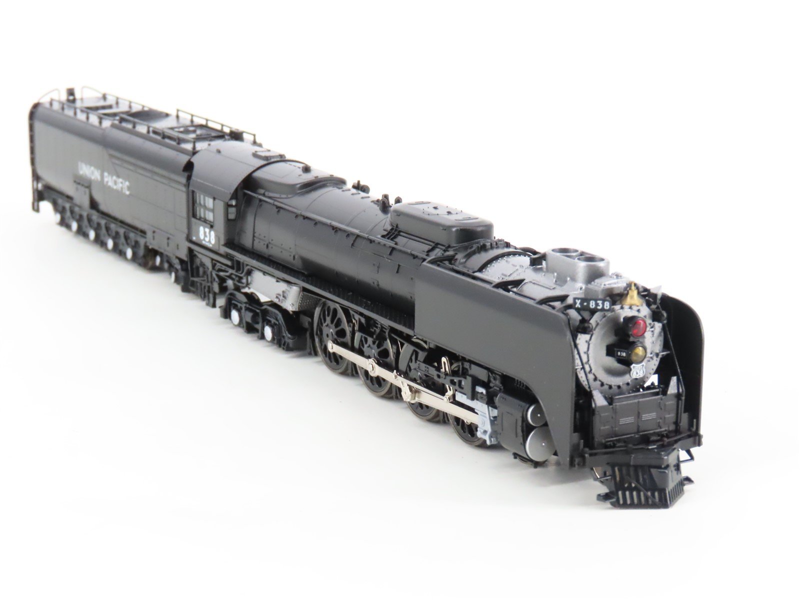 N Scale Kato 126-0402 UP Union Pacific FEF-3 4-8-4 Steam Locomotive #838