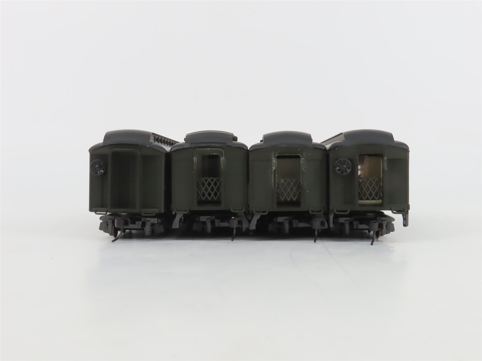 HO Scale Rivarossi 6928A SP Southern Pacific Railroad Passenger 4-Car Set