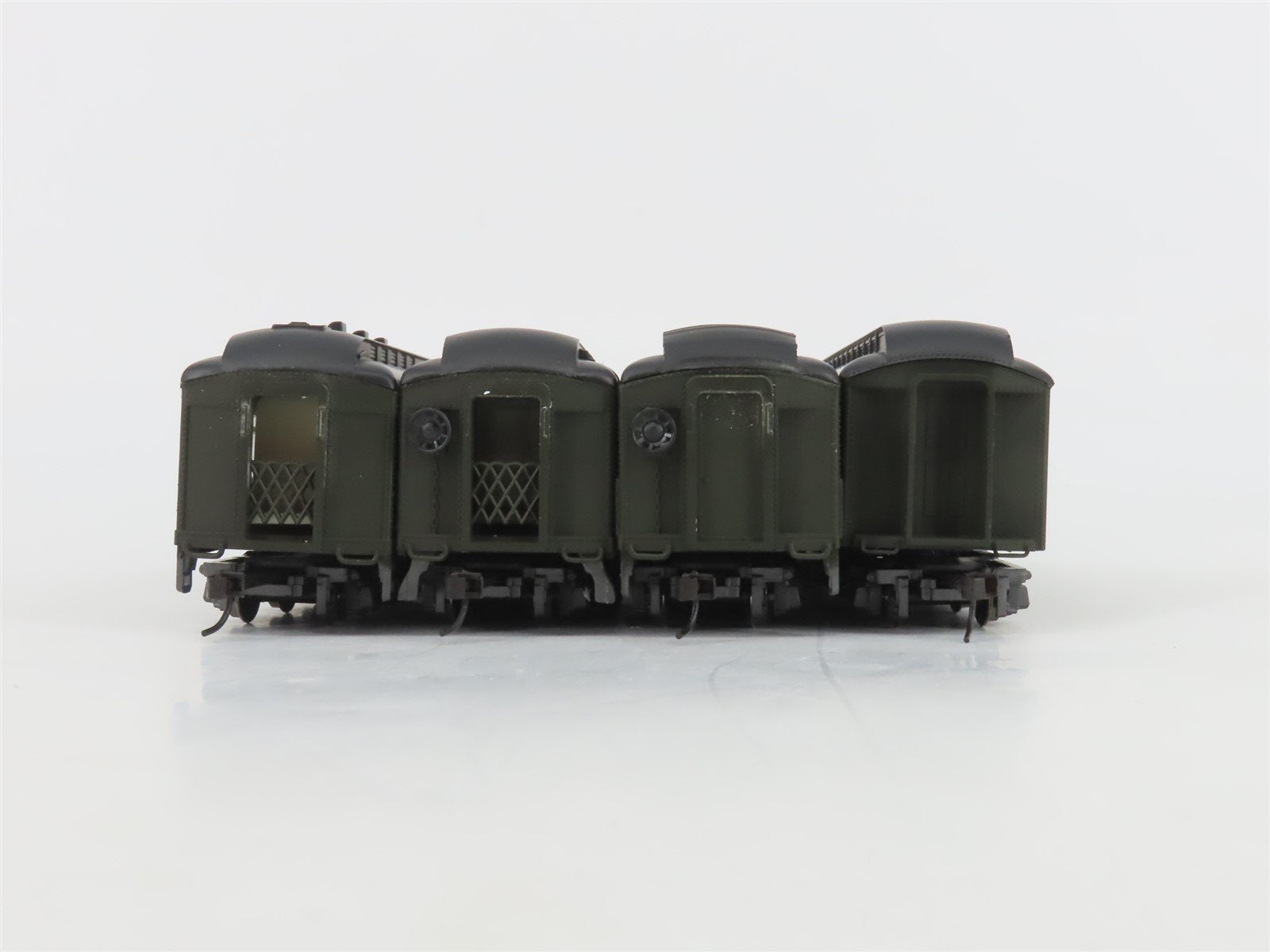 HO Scale Rivarossi 6928A SP Southern Pacific Railroad Passenger 4-Car Set