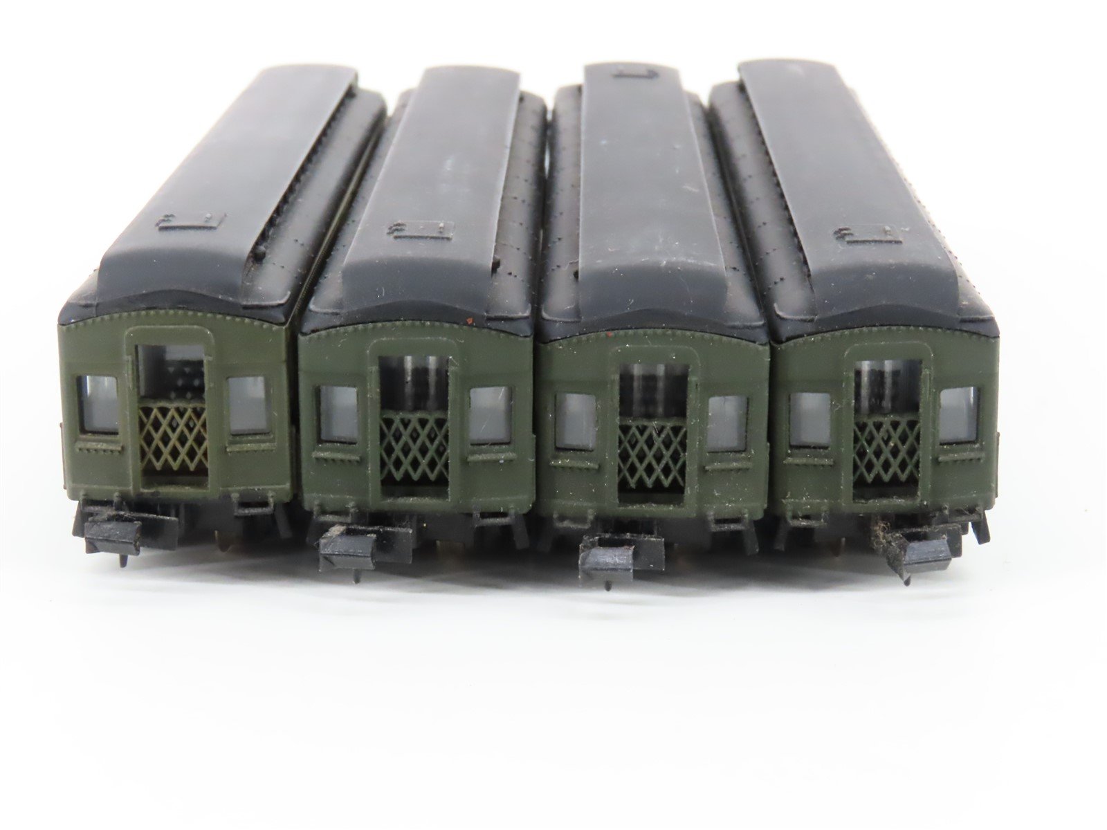 LOT of 4 N Scale Bachmann ATSF Santa Fe Coach/RPO Passenger Cars