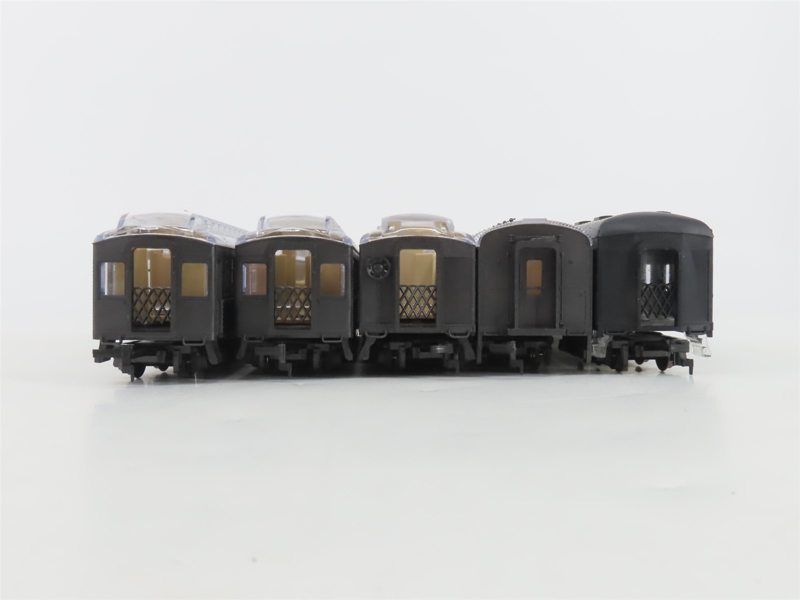 LOT of 5 HO Scale Rivarossi Unpainted Assorted Passenger Cars