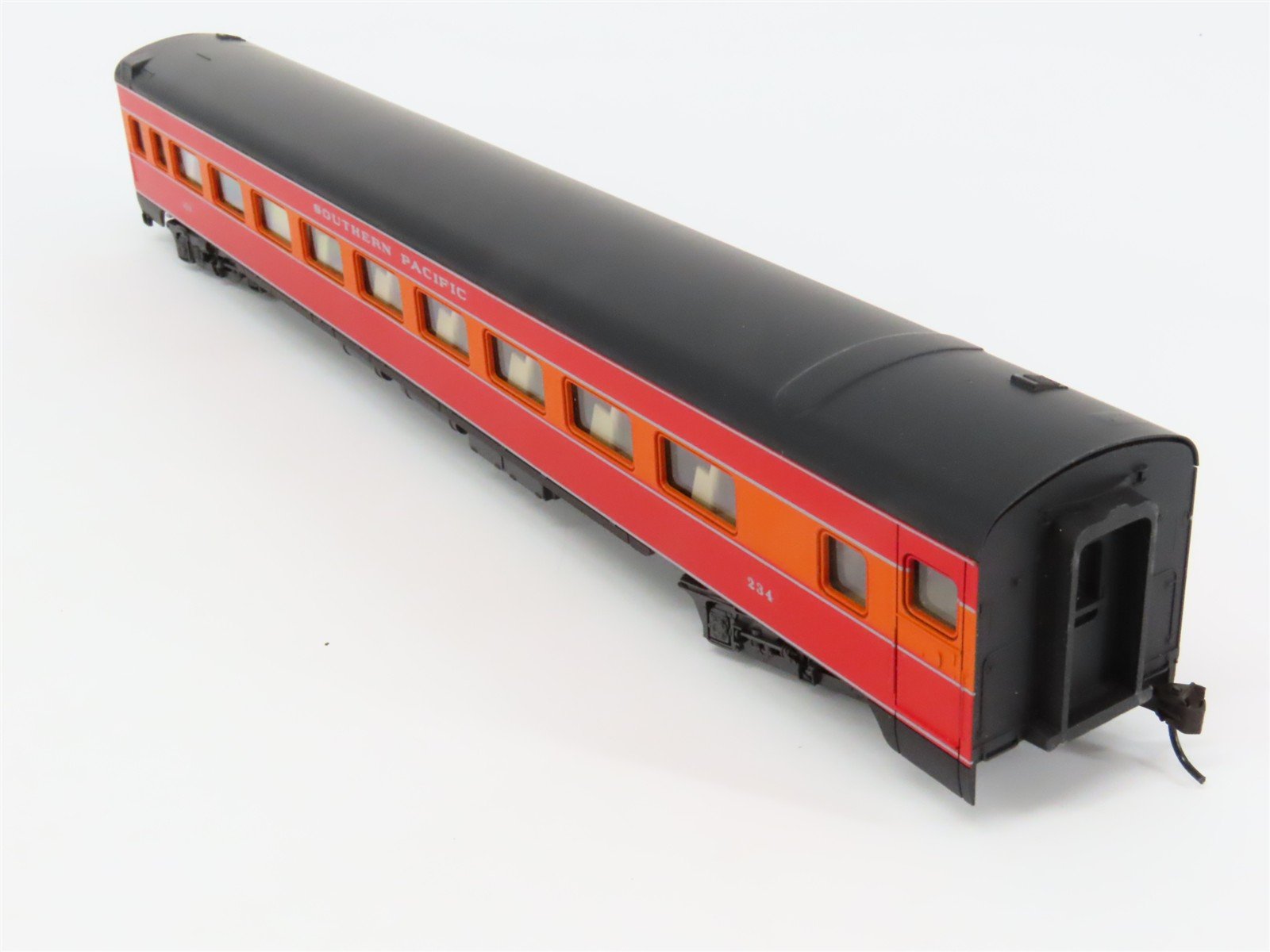 HO Scale Rivarossi 2859/0 SP Southern Pacific Daylight Coach Passenger Car #234
