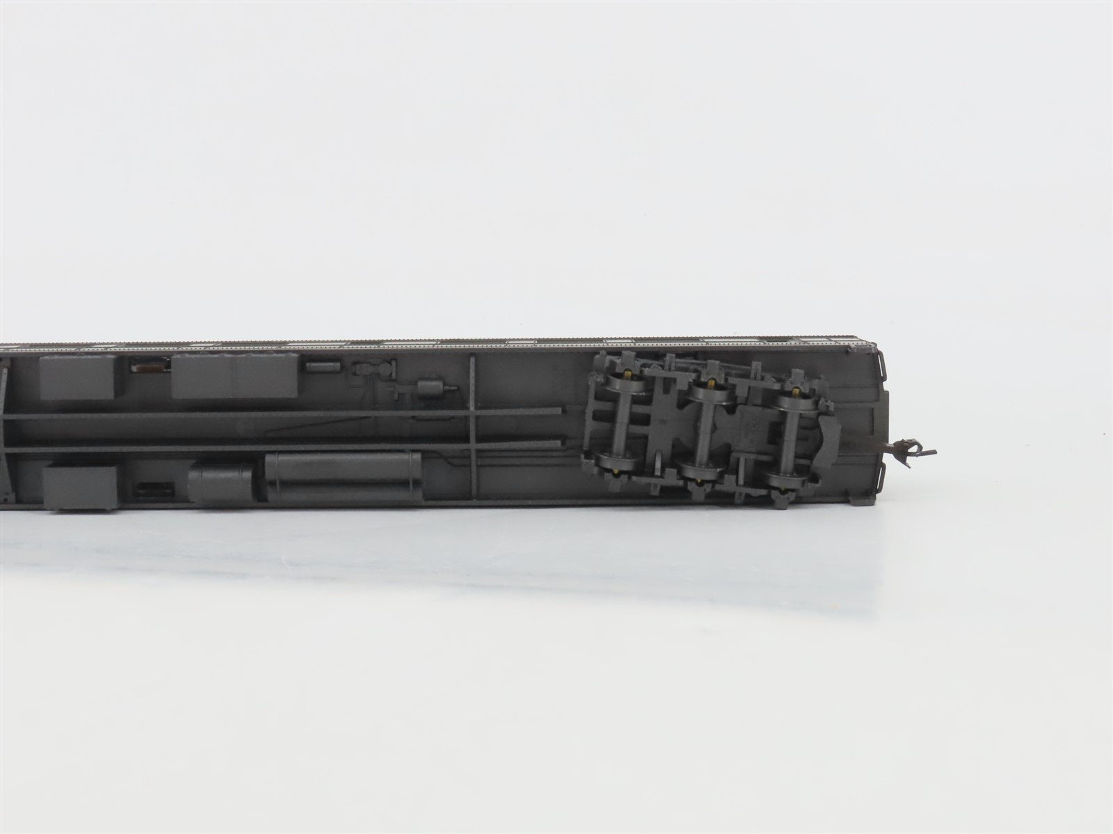 HO Scale Rivarossi 2867-0 SP Southern Pacific Lines Diner Passenger Car #10155