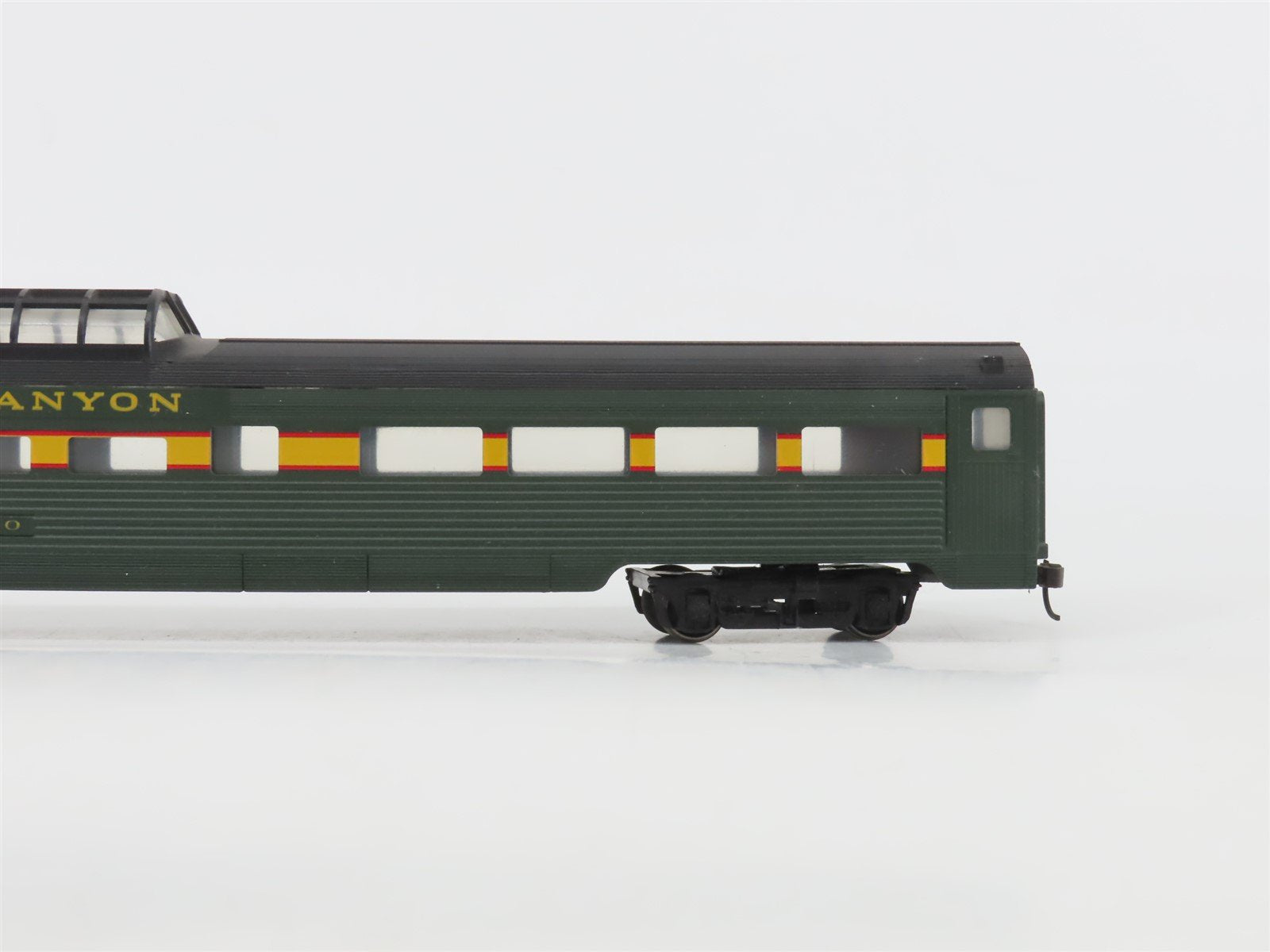 LOT of 2 HO Scale Con-Cor Grand Canyon Dome & Coach Passenger Cars