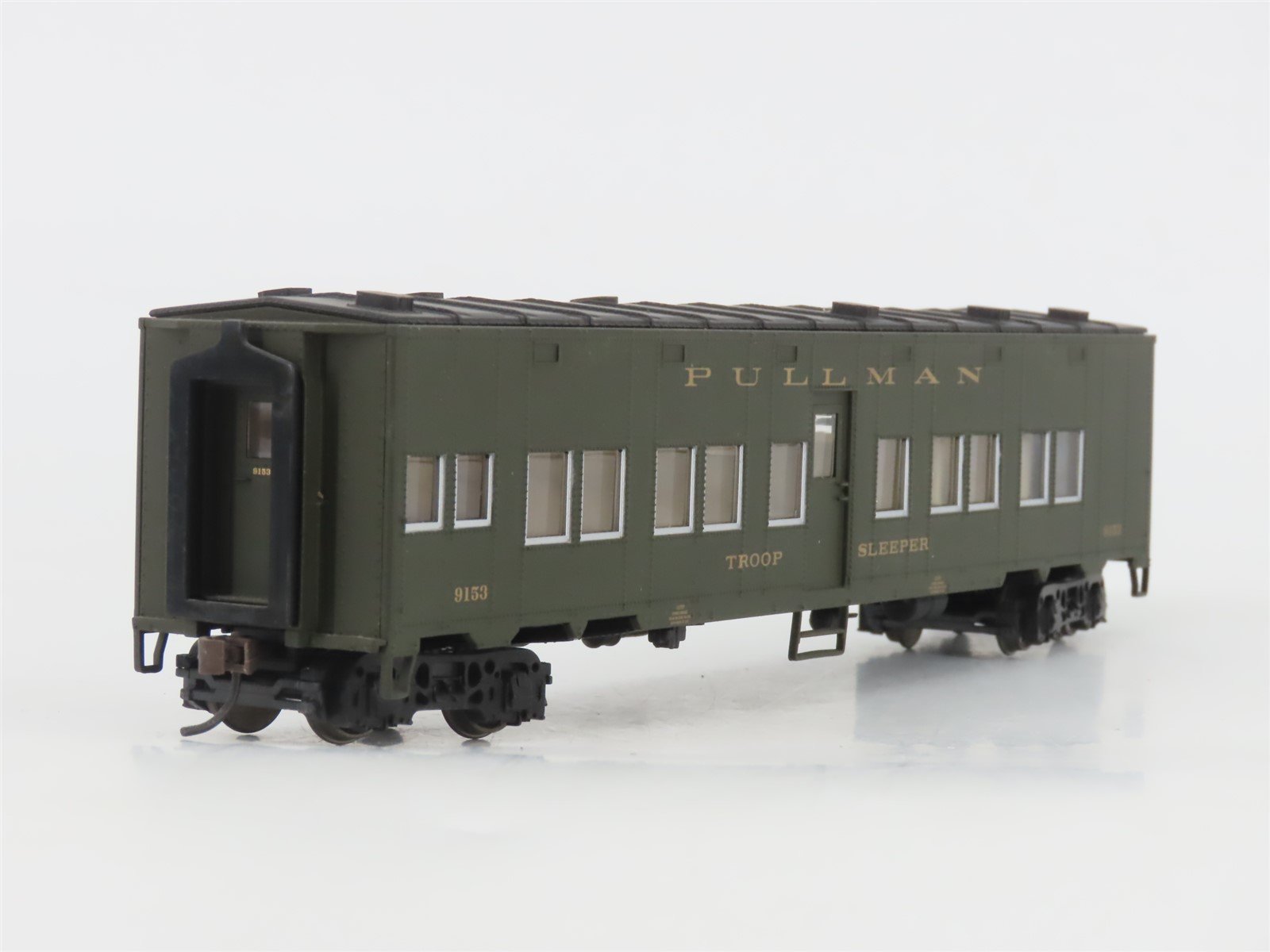 HO Scale Walthers Pullman Troop Sleeper Passenger Car #9153