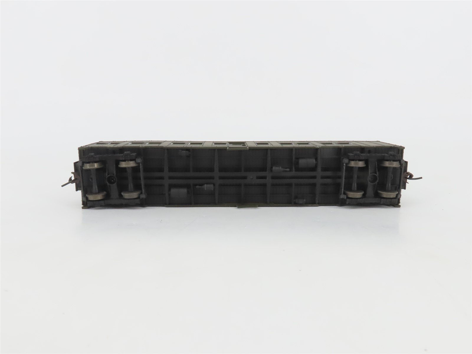 HO Scale Walthers Pullman Troop Sleeper Passenger Car #9153