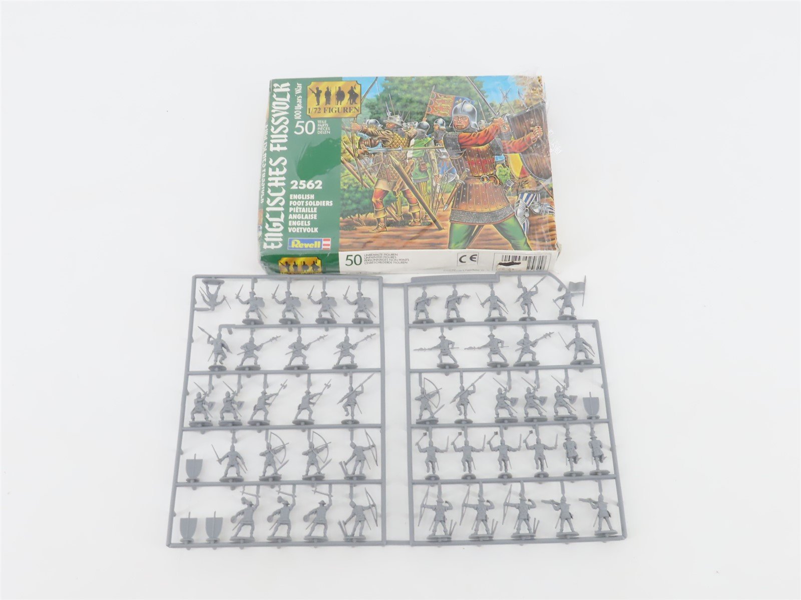 1/72 Revell 2562 English Foot Soldiers Figures/People 50 Pieces
