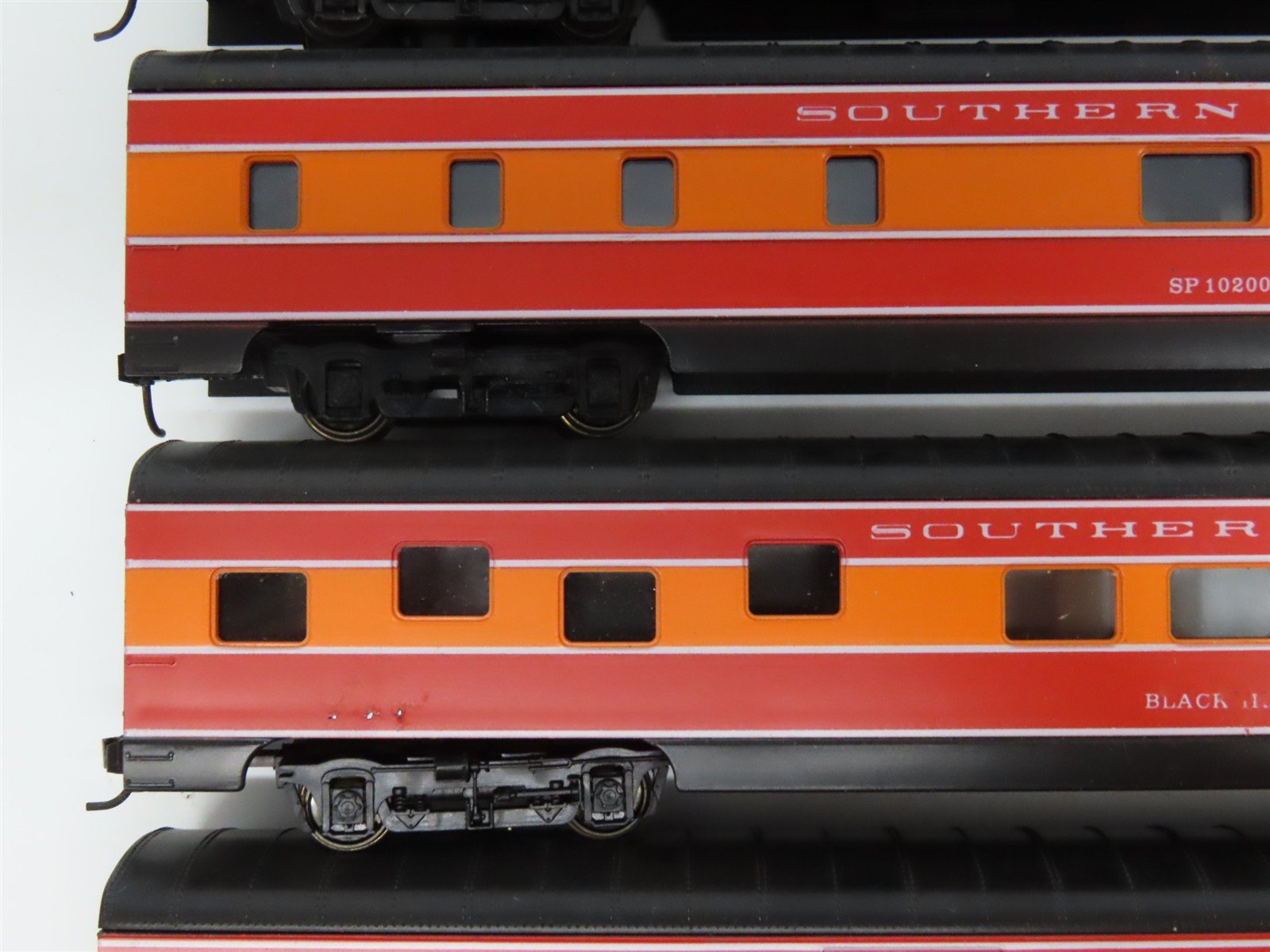 LOT of 6 HO Scale Con-Cor SP Southern Pacific Daylight Assorted Passenger Cars