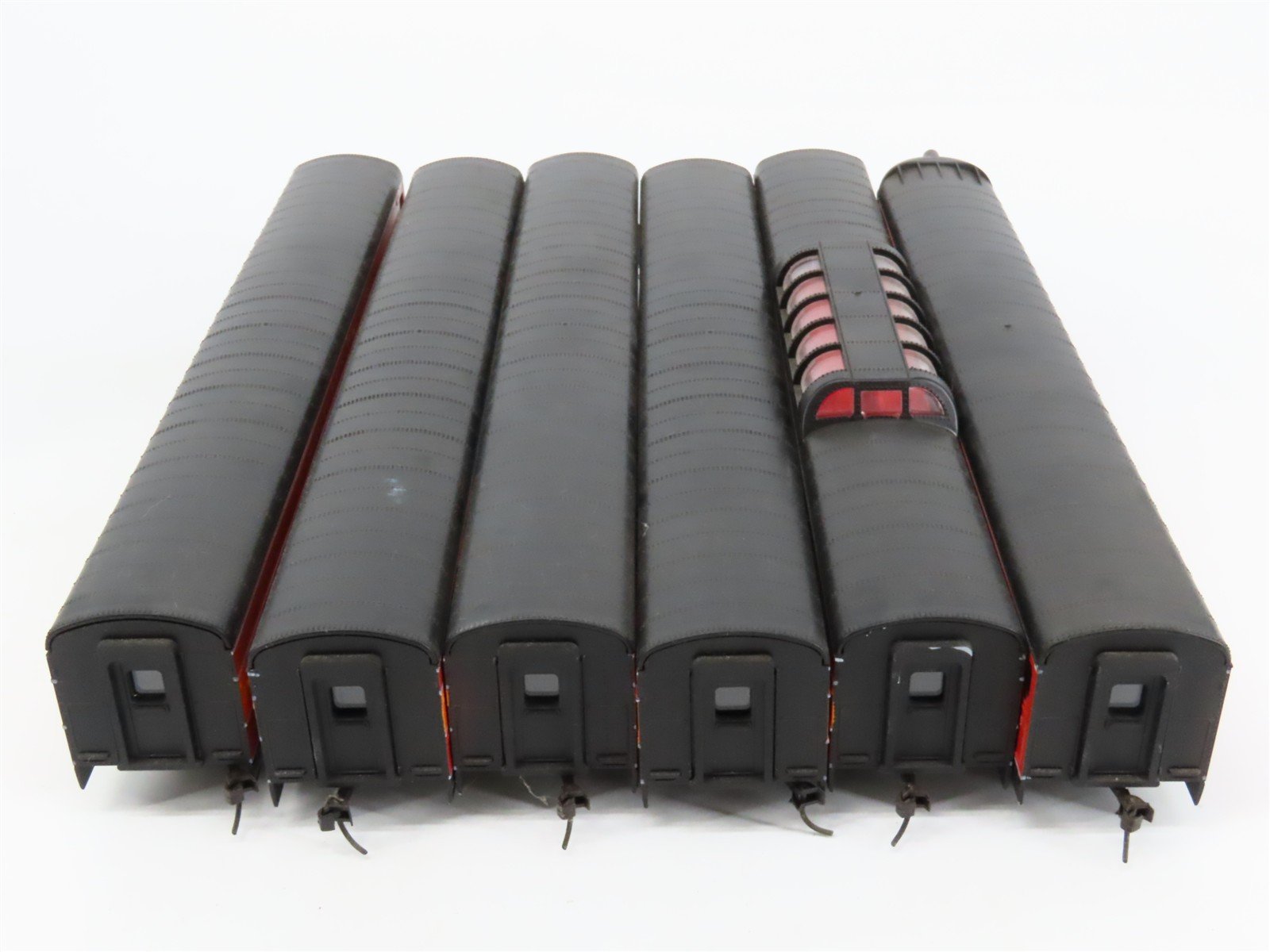 LOT of 6 HO Scale Con-Cor SP Southern Pacific Daylight Assorted Passenger Cars